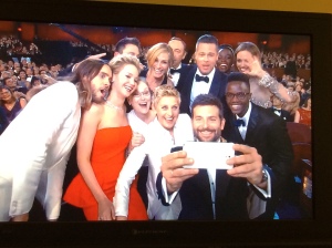 Host Ellen DeGeneres took a selfie that broke Twitter